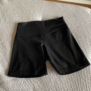 Lululemon Shine Black Align Shorts